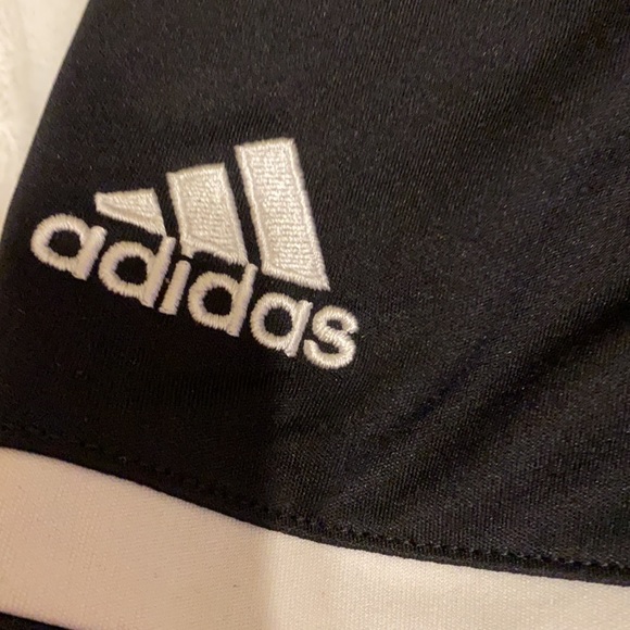 Black and white adidas shorts - Picture 3 of 4